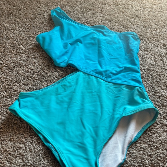 Two Tone Size M One Shoulder Cut Out Monokini - Picture 3 of 10